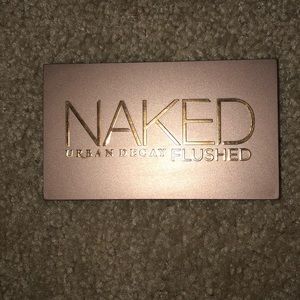 !!NEVER BEEN USED ONLY SWATCHED!!